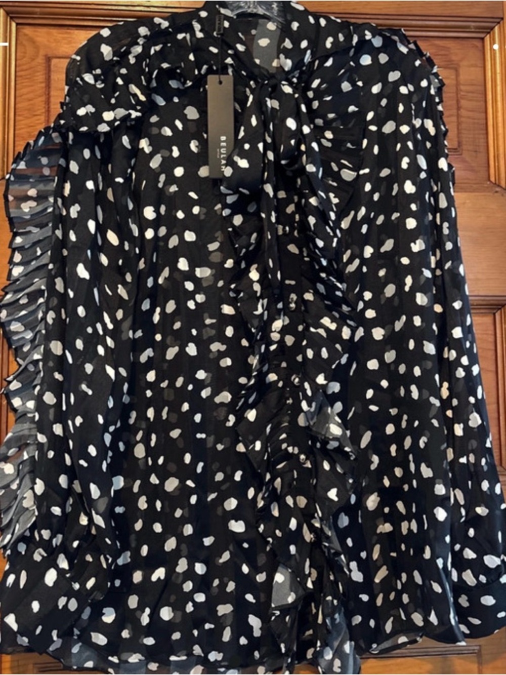 NWT Stunning Belulah Black and White Dot Ruffle Blouse with Tie Neck